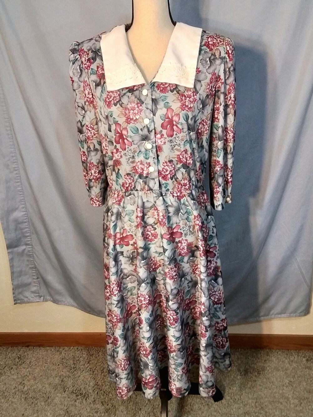 Whirlaway Frocks. Floral print